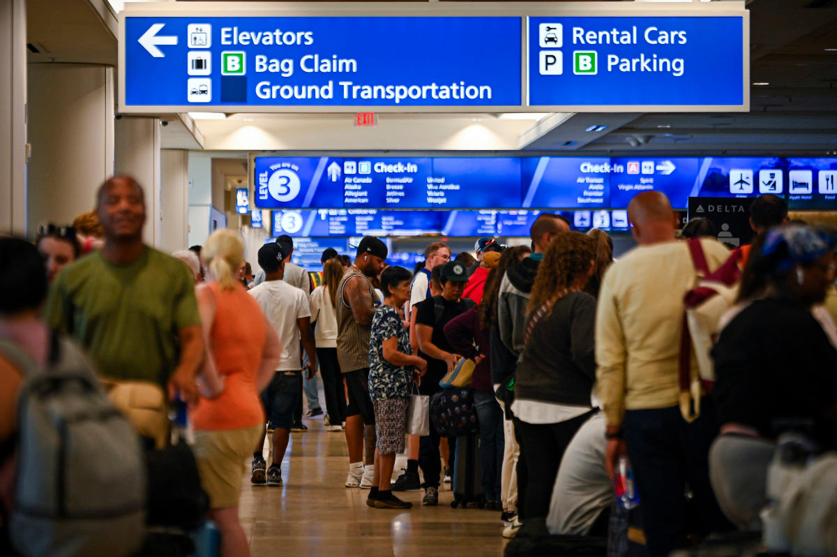 Travel advisory notice depicting the do not travel warning 21 countries