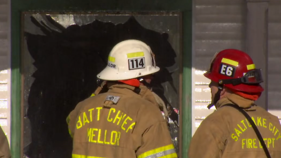 Salt Lake City firefighters battle Ballpark neighborhood blaze - ksl local news