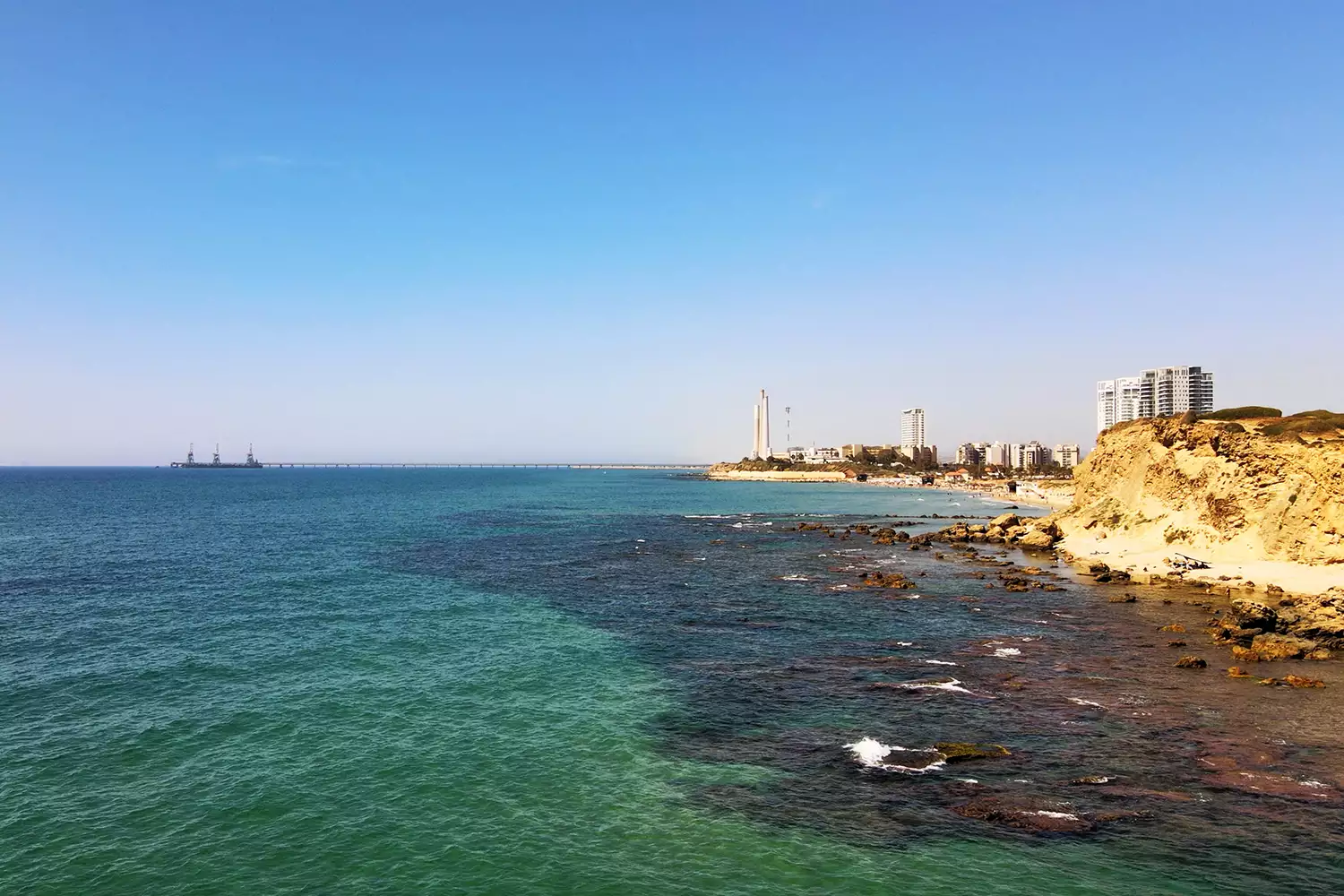 Shark swimming near Hadera beach, Israel, as featured in ynet coverage