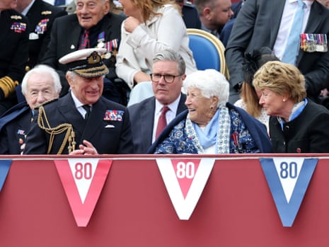 The Royal Family and veterans gather for VE Day 2025 celebrations at Buckingham Palace