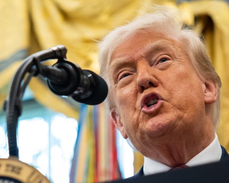 President Trump in the Oval Office discussing trade, highlighting the latest trump announcement