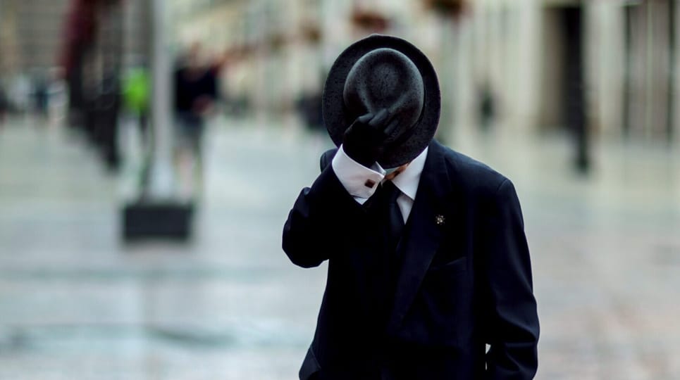 Ukrainian officers in a security operation against a suspected spy network