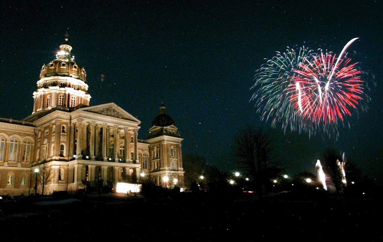 Colorful July 4th fireworks display above the Iowa Statehouse
